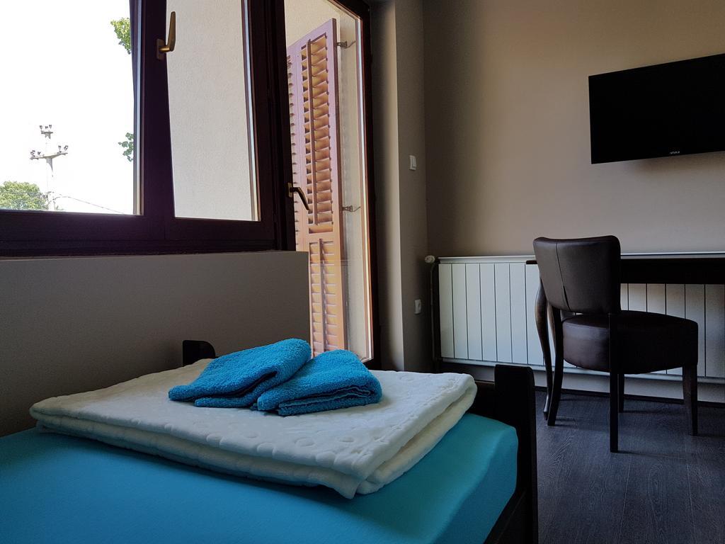 Apartmani Simic Valjevo Exteriör bild